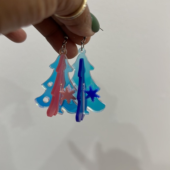 Acrylic Glitter Christmas Tree Stud Dangle Earrings - Picture 6 of 16